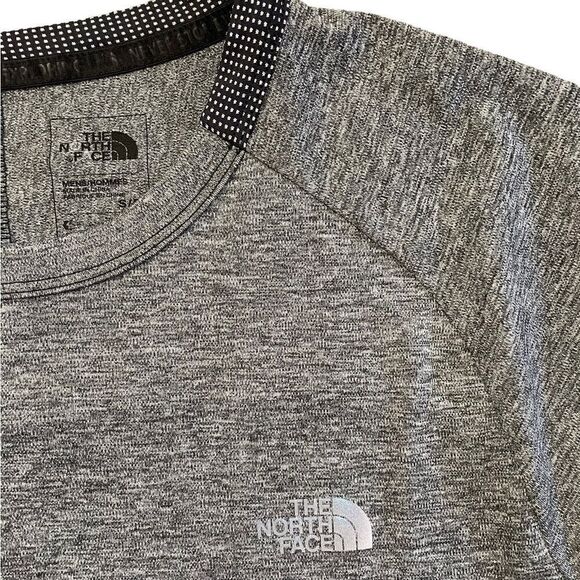 THE NORTH FACE Flashdry XD T-Shirt Heathered Gray Size Small Men's - Picture 3 of 7